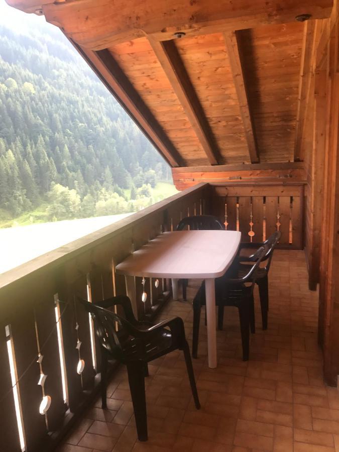 Gasthof Wacht Untertilliach Ruang foto